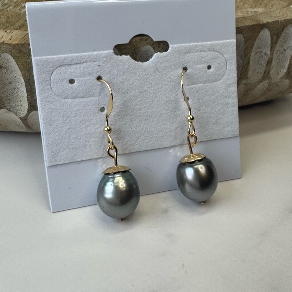 Gold Filled Tahitian Pearl Earrings - Picture 4 of 5